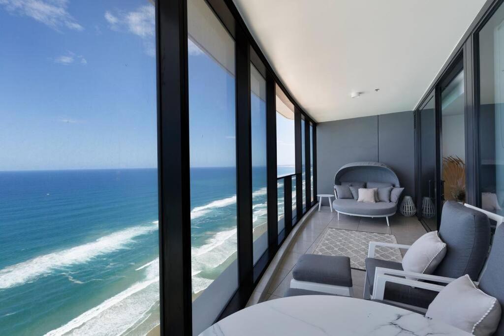 Apartment Front Sky - Floor 35 Gold Coast
